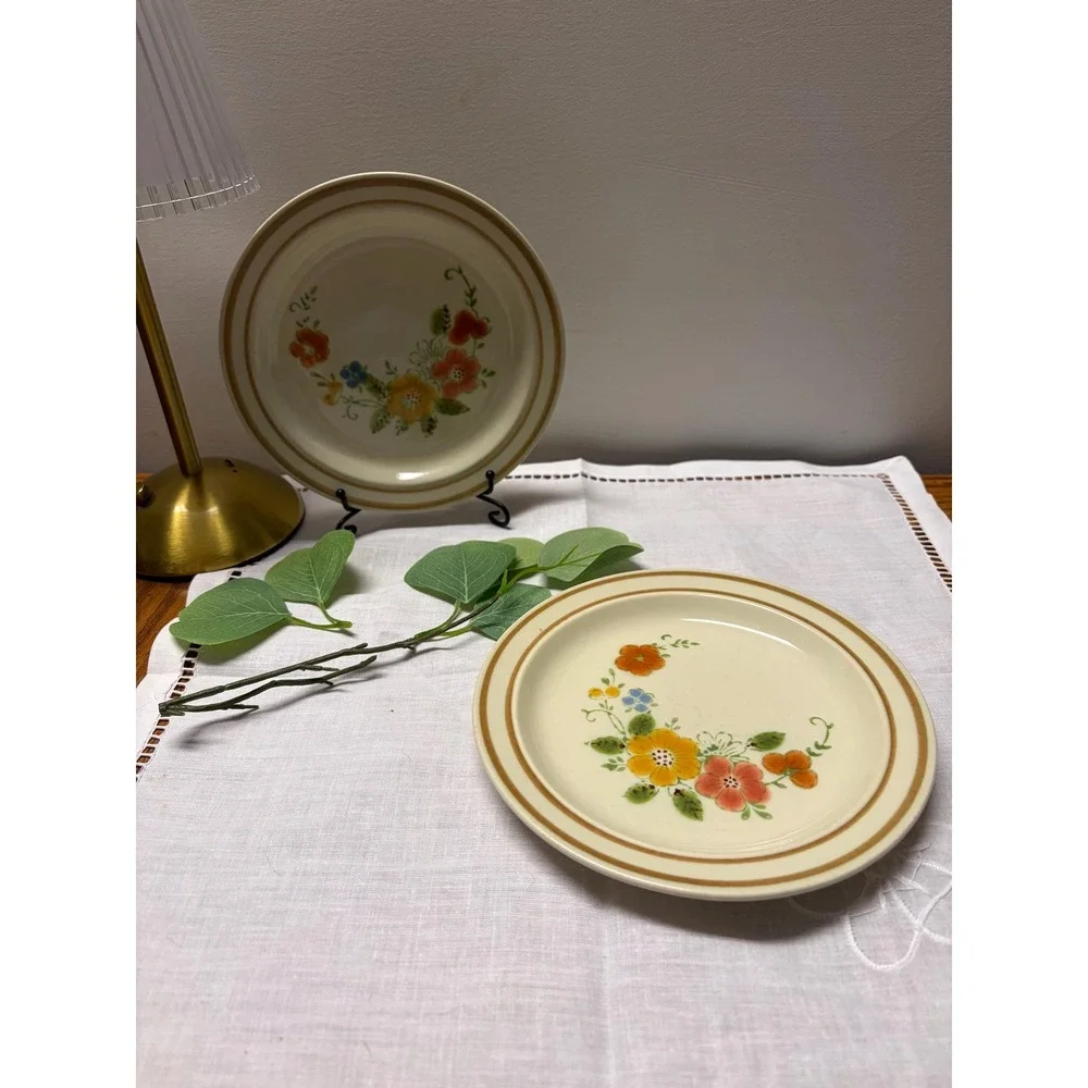 Vintage Sweet Flowers‎ Stoneware Plates- Set of 2